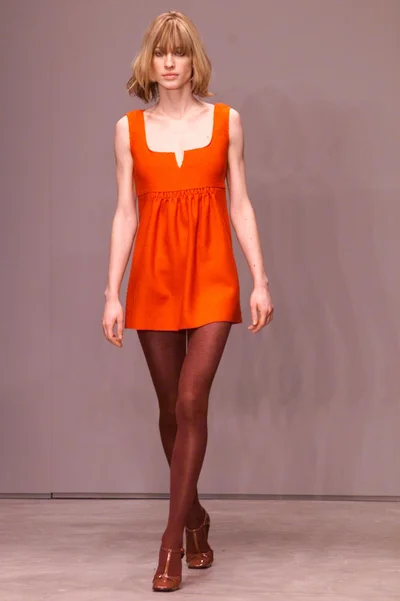Look 16